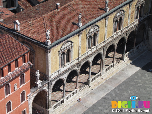 SX19163 View from Lamberti Tower, Verona, Italy